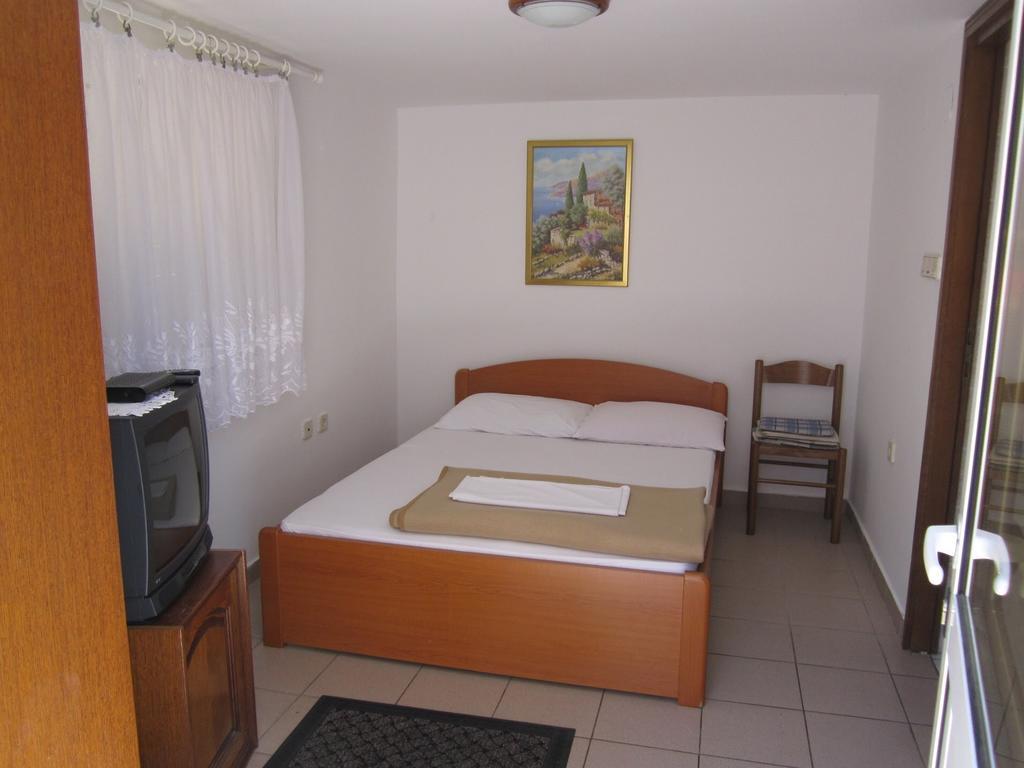 Apartments Antonia Malinska Chambre photo