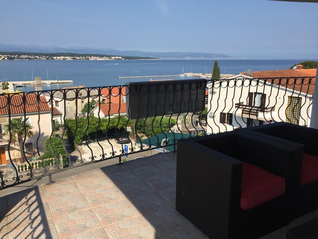 Apartments Antonia Malinska Extérieur photo